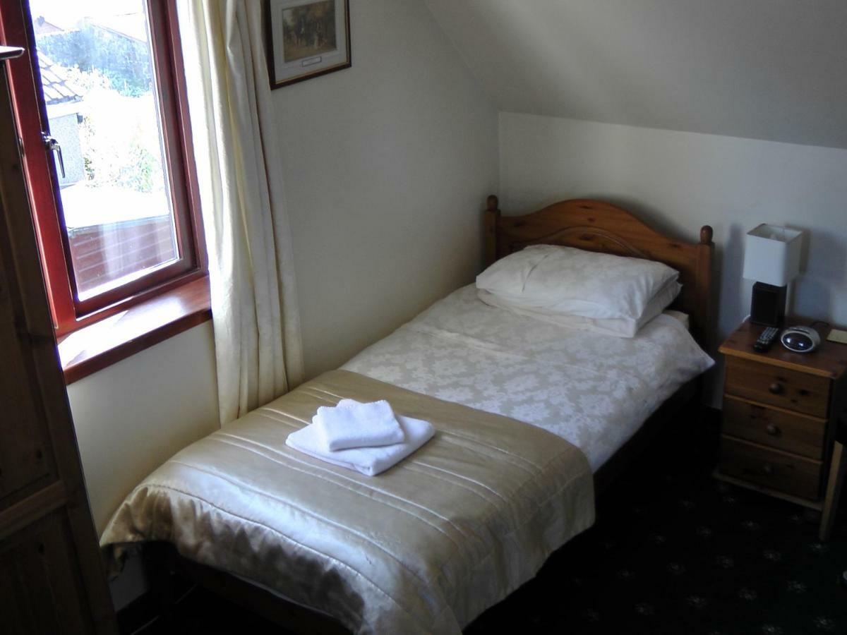 Beeches Guest House Дайс Екстериор снимка