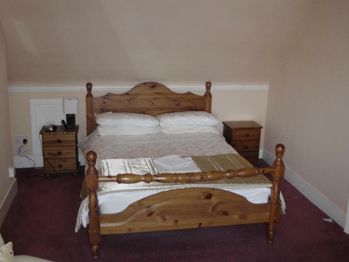 Beeches Guest House Дайс Екстериор снимка